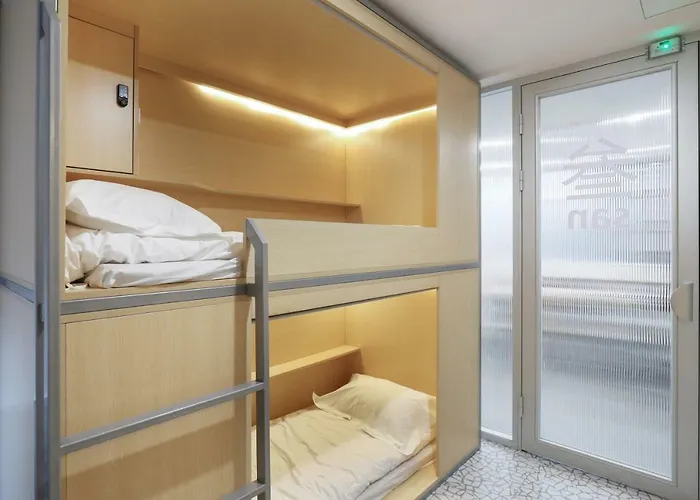 Weflow Hostel